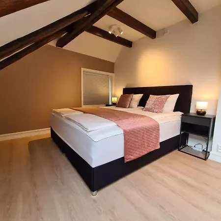 Charming Penthouse Near Center, 2-br, King Bed, *
